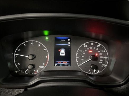 Used 2023 Toyota Corolla Cross LE image 12