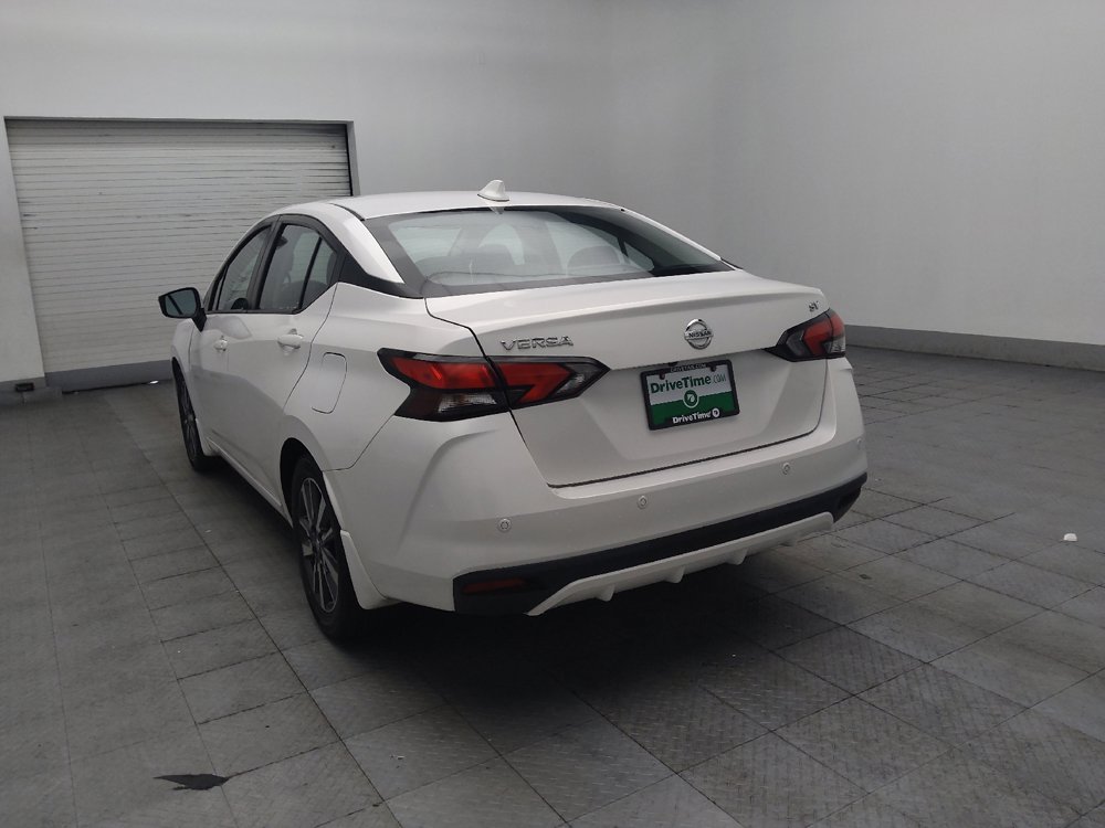 Used 2021 Nissan Versa SV FWD image 5