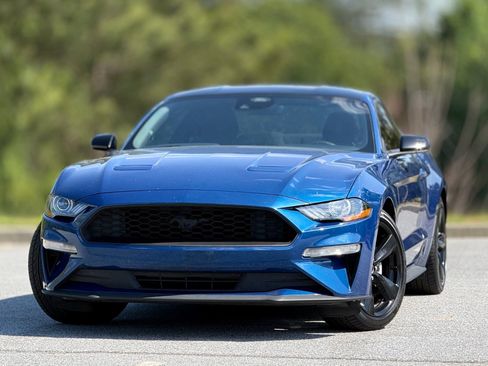 Used 2022 Ford Mustang Coupe w/ Equipment Group 101A RWD image 2
