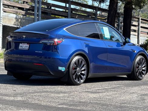 Used 2023 Tesla Model Y Performance AWD/4WD image 4