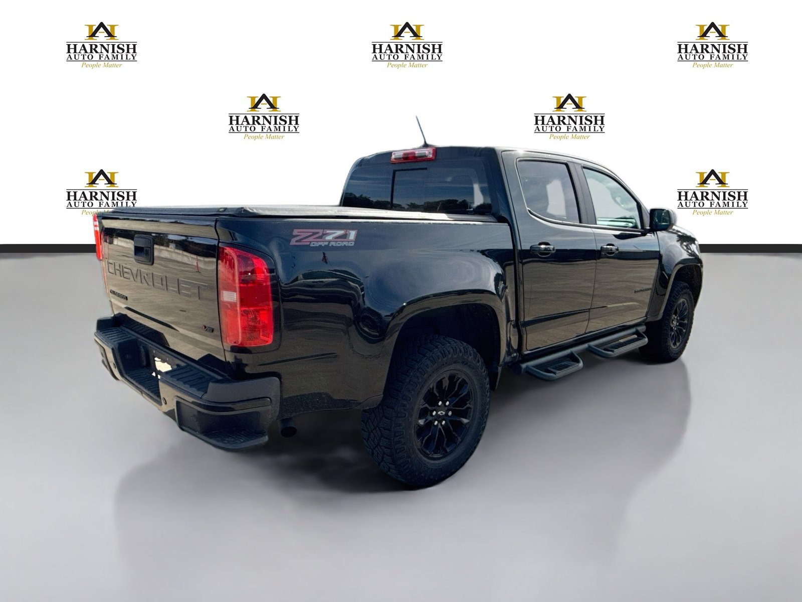 Used 2022 Chevrolet Colorado Z71 AWD/4WD image 5