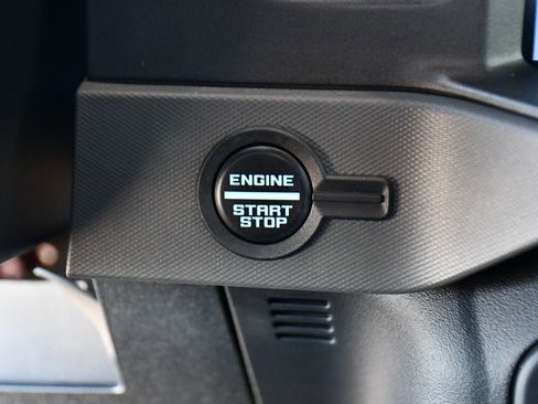 Used 2024 Ford Bronco Black Diamond AWD/4WD image 25