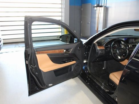 Used 2017 Lexus GS 350 AWD w/ Premium Package image 6