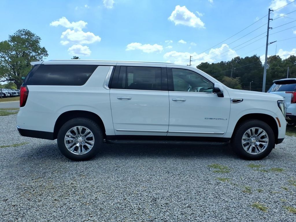 New 2026 GMC Yukon XL Denali w/ Advanced Technology Package AWD/4WD image 8