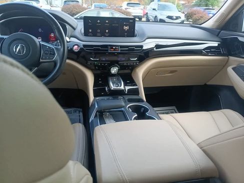 Used 2023 Acura MDX SH-AWD image 22