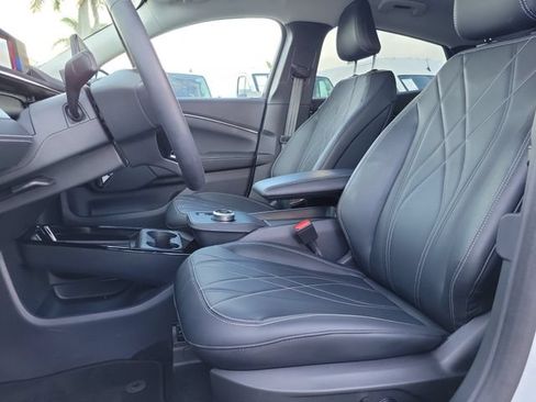 Used 2022 Ford Mustang Mach-E Select w/ Comfort/Technology Package RWD image 22