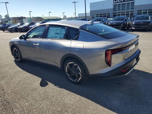 New 2026 Kia K4 EX image 3