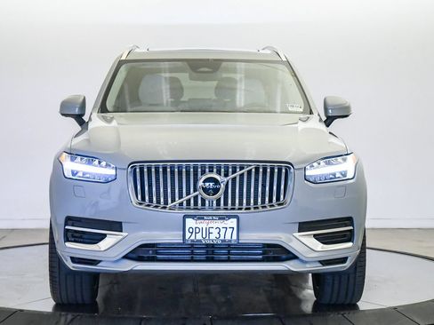 Certified 2025 Volvo XC90 T8 Ultra AWD/4WD image 7