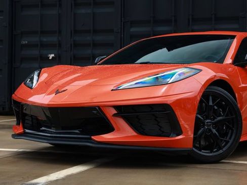 Used 2020 Chevrolet Corvette Stingray Premium Cpe w/ 3LT Preferred Equipment Group RWD image 30