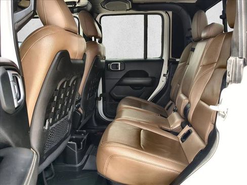 Used 2020 Jeep Gladiator Rubicon image 19