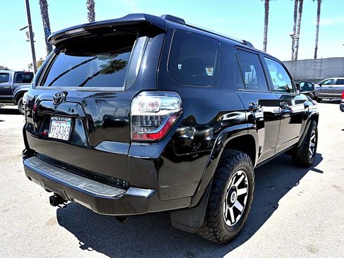 Used 2020 Toyota 4Runner SR5 RWD image 7