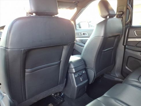 Certified 2019 Ford Explorer XLT w/ Equipment Group 202A image 24