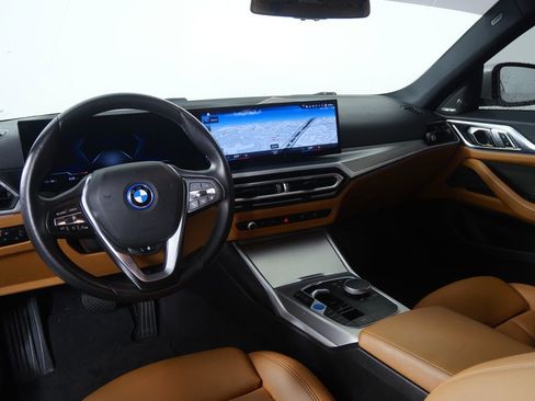 Certified 2023 BMW i4 eDrive35 w/ Premium Package image 7