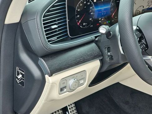 New 2026 Mercedes-Benz GLS 450 4MATIC image 16