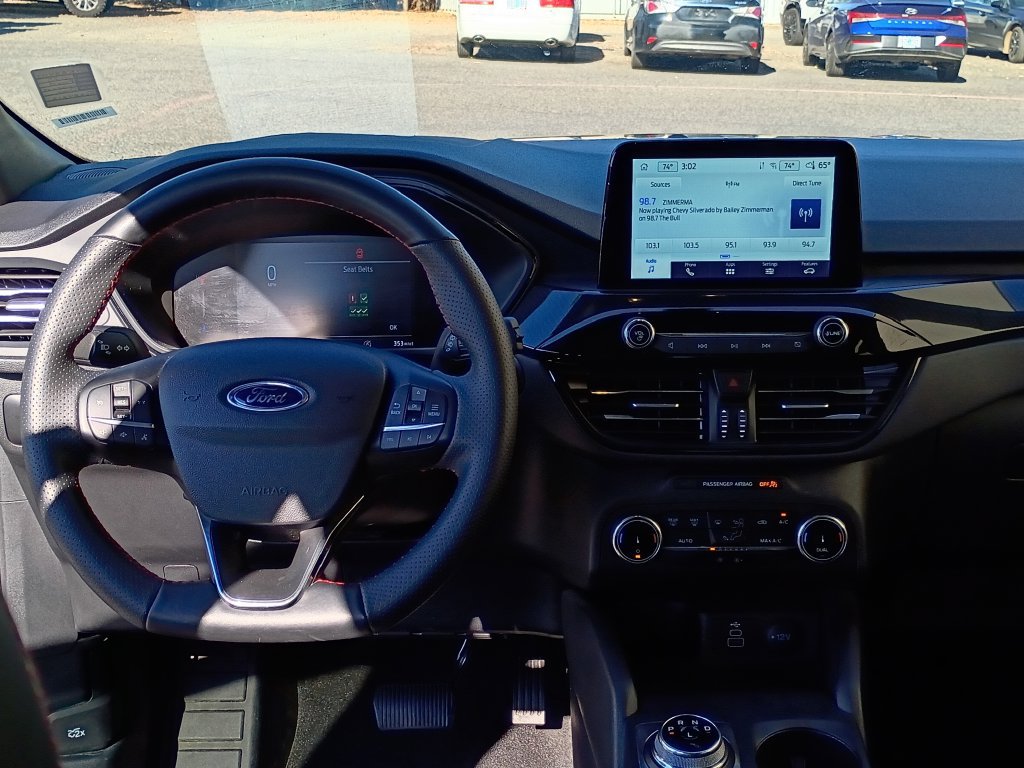 Used 2025 Ford Escape ST-Line AWD/4WD image 19