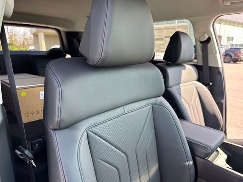 New 2026 Hyundai Santa Fe SEL FWD image 24