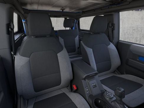 New 2025 Ford Bronco 2-Door w/ Sasquatch Package AWD/4WD image 10