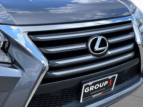 Used 2015 Lexus GX 460 w/ Premium Package AWD/4WD image 27