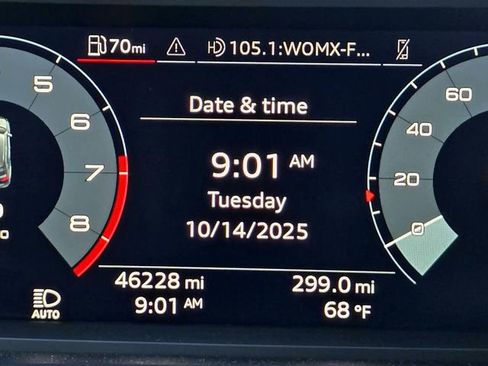 Used 2023 Audi Q3 2.0T Premium Plus w/ Premium Plus Package image 11