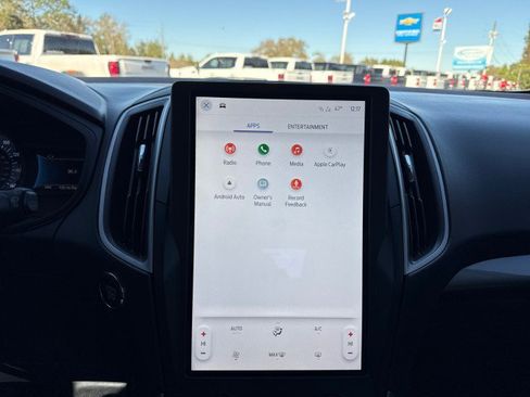 Used 2022 Ford Edge SE image 20