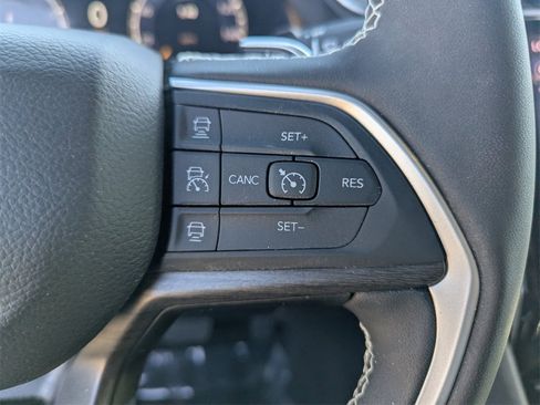 Used 2024 Jeep Grand Cherokee Limited w/ Trailer Tow Package image 28