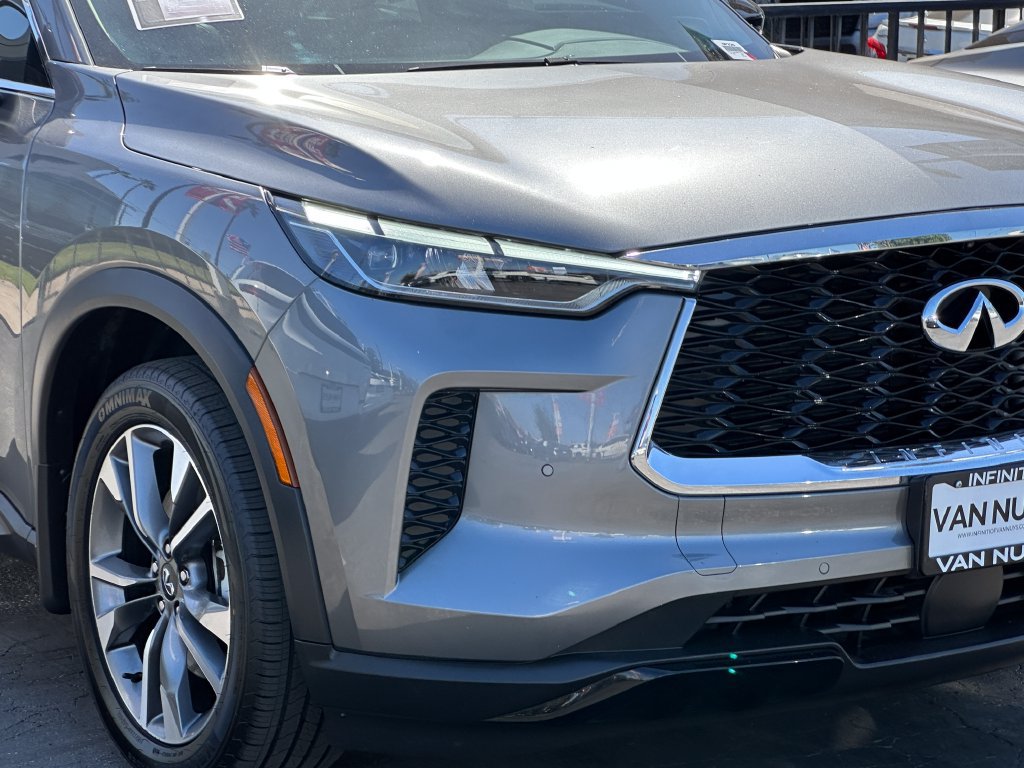Certified 2023 INFINITI QX60 Luxe w/ Performance Audio Package AWD/4WD image 9