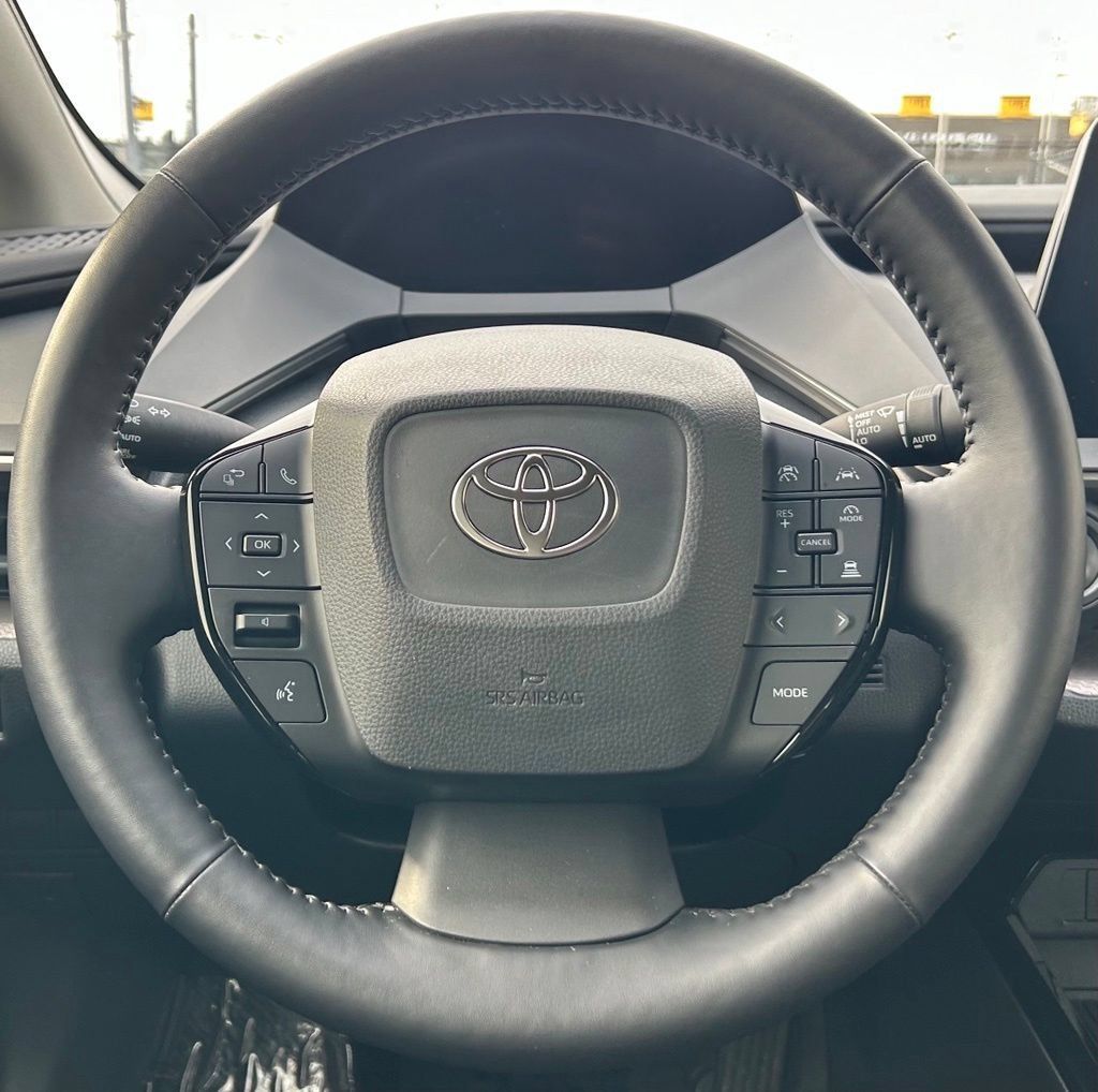 Certified 2023 Toyota Prius XLE FWD image 20