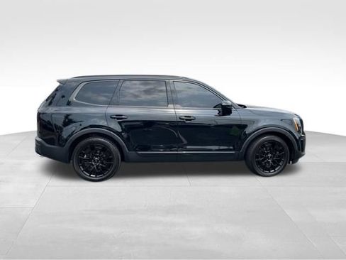 Certified 2022 Kia Telluride SX w/ SX Prestige Package AWD/4WD image 9