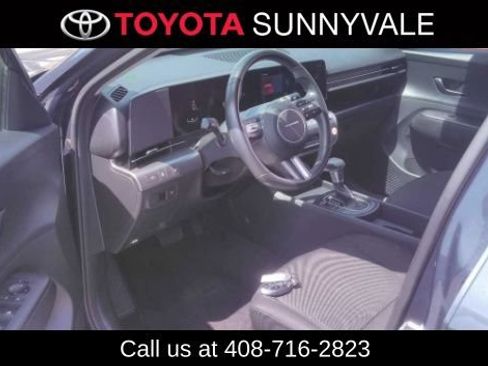 Used 2024 Hyundai Kona SEL FWD image 4