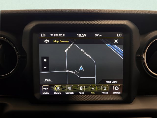 Used 2021 Jeep Wrangler Unlimited Sahara AWD/4WD image 16