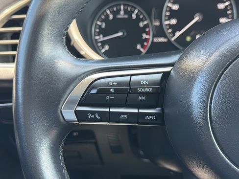 Used 2025 MAZDA MAZDA3 s FWD image 19