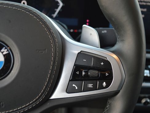 Certified 2025 BMW X6 xDrive40i image 15