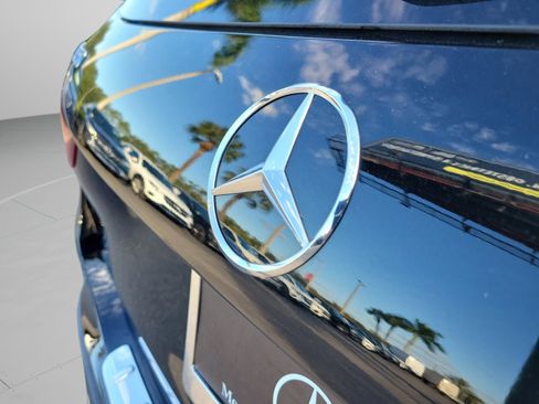 Certified 2025 Mercedes-Benz GLA 250 image 7