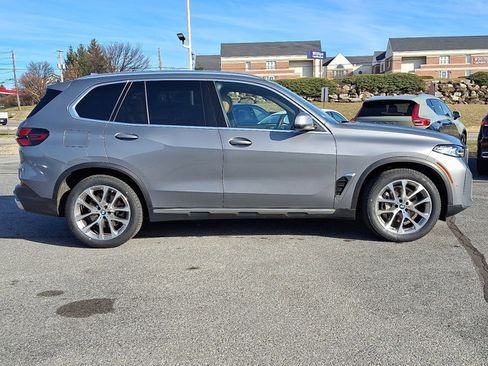 Certified 2024 BMW X5 xDrive40i w/ Premium Package image 7