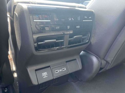 Used 2023 Acura MDX SH-AWD w/ Technology Package image 14