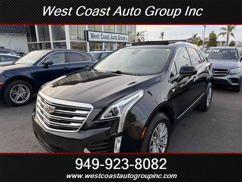 Used 2017 Cadillac XT5 Luxury w/ Driver Awareness Package FWD image 2