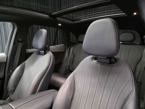 Used 2023 Mercedes-Benz EQE 500 4MATIC SUV w/ Exclusive Trim Package image 16