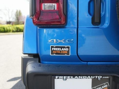 Used 2024 Jeep Wrangler Unlimited Sahara image 7