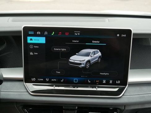 Certified 2026 Volkswagen Tiguan SE AWD/4WD image 27