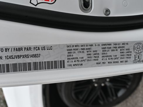 Used 2024 Jeep Wagoneer Series II image 36