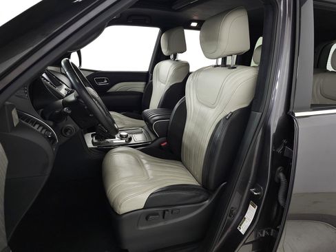 Used 2019 INFINITI QX80 Limited w/ All-Season Package image 16