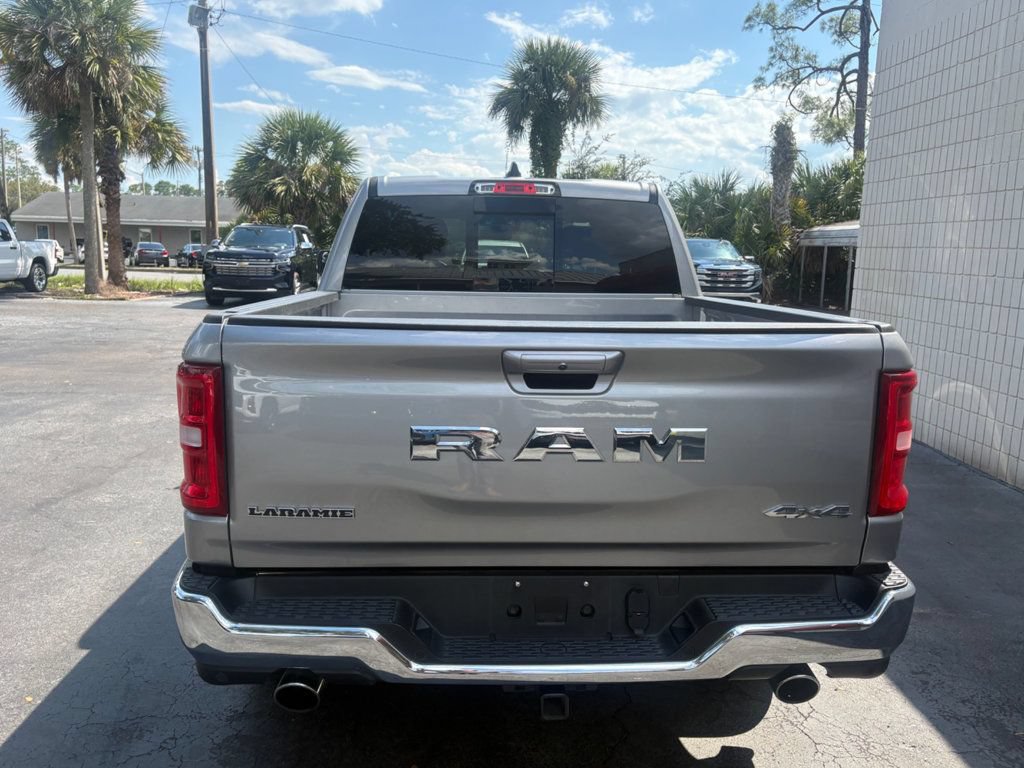 Used 2026 RAM 1500 Laramie AWD/4WD image 4