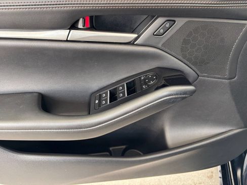 Used 2026 MAZDA MAZDA3 s FWD image 18
