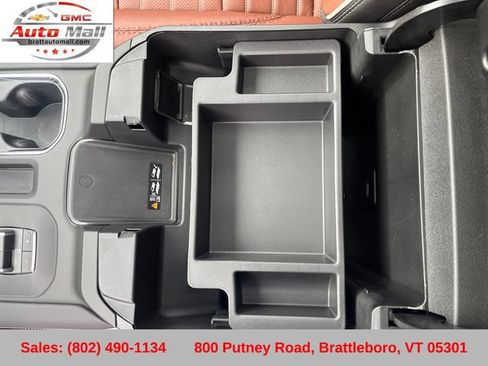 Used 2025 GMC Sierra 3500 Denali Ultimate AWD/4WD image 28