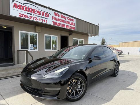 Used 2021 Tesla Model 3 Standard Range Plus RWD image 7