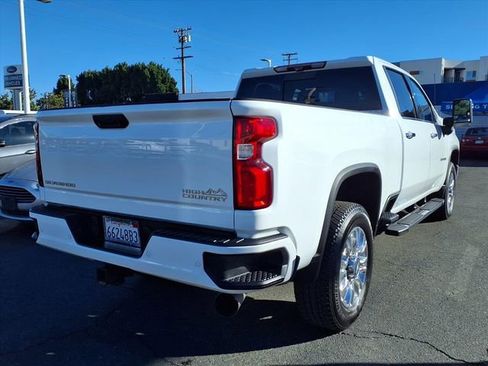Used 2020 Chevrolet Silverado 2500 High Country w/ Technology Package image 21