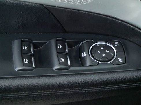 Used 2016 Ford Explorer XLT w/ Equipment Group 202A AWD/4WD image 20
