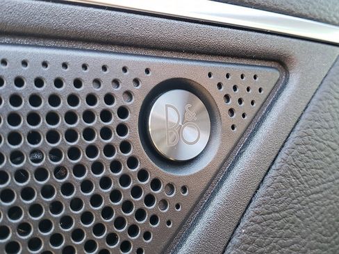 Certified 2021 Ford Edge Titanium w/ Equipment Group 301A image 21