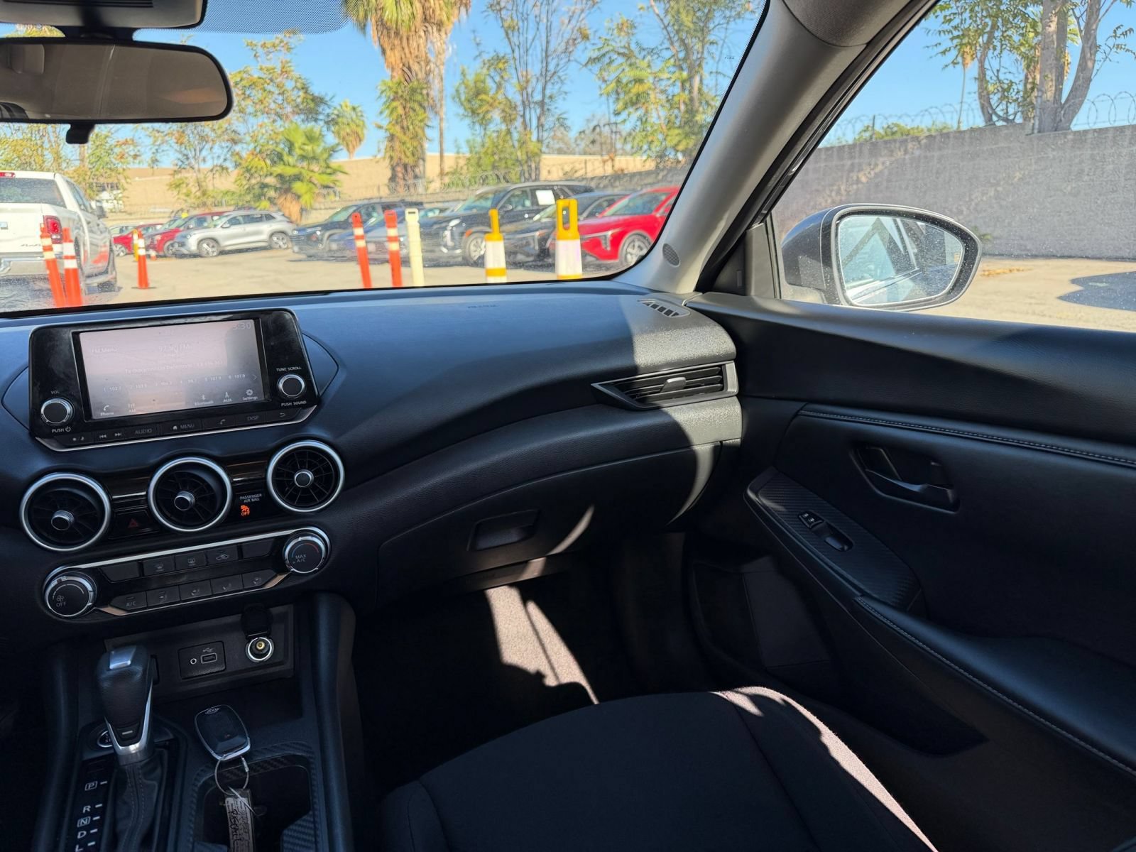 Used 2025 Nissan Sentra S FWD image 32