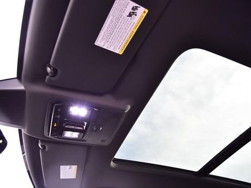 New 2026 Volkswagen Atlas Cross Sport SE image 21